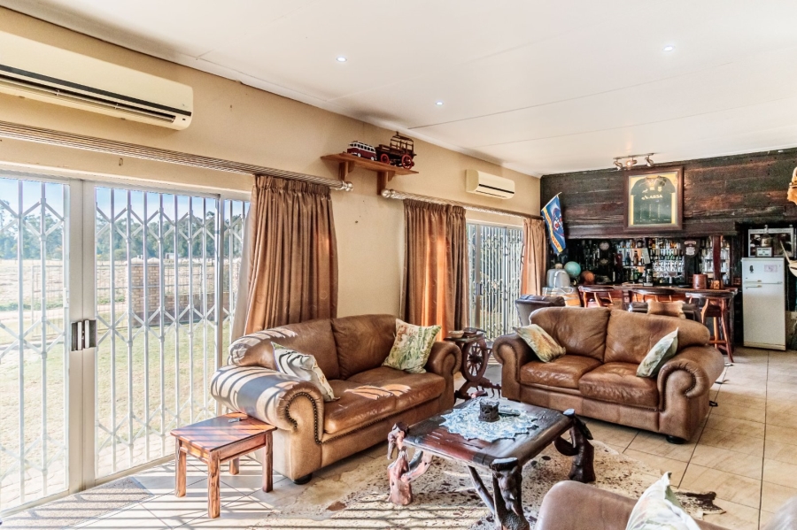 4 Bedroom Property for Sale in Kruisrivier Eastern Cape
